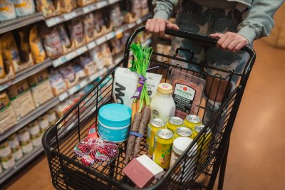 Zo profiteer je slim van de supermarktprijzenoorlog